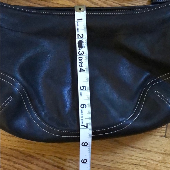 Black Coach Leather Purse - Picture 7 of 8